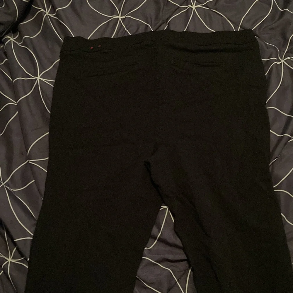 George - Picture 2 of 4